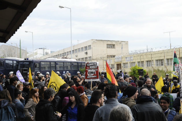 Εν μέσω συγκεντρώσεων συνεχίζεται η δίκη της Χρυσής Αυγής