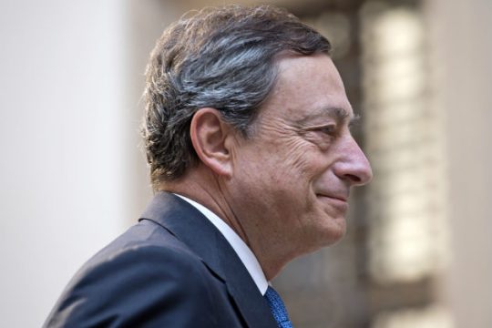 Η ΕΚΤ σέρνει το γαϊτανάκι της αβεβαιότητας
