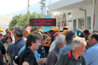 Κρίσιμη η κατάσταση τραυματιών από την πυρκαγιά στα ΕΛ.ΠΕ.