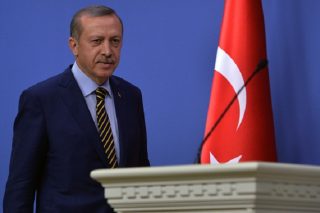 Ερντογάν-Ακιντζί : Χρονιά λύσης του Κυπριακού το 2015