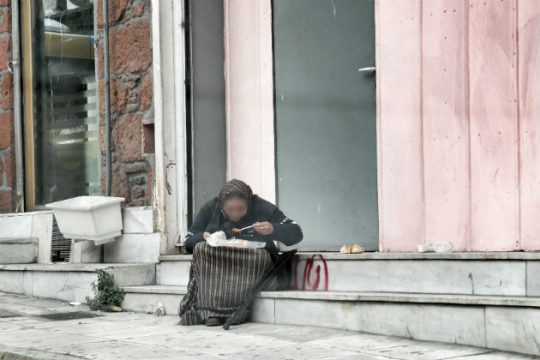 Έως 30 Μαΐου αιτήσεις για το πρόγραμμα ανθρωπιστικής κρίσης