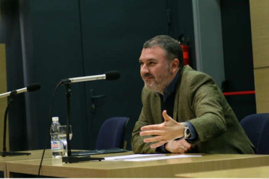 «Η διασταλτική χρήση της έννοιας του λαϊκισμού οδηγεί σε στρεβλώσεις»