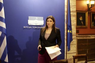 Αμέριστη στήριξη υπό… προϋποθέσεις
