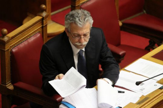 Ψηφίστηκαν τα επίμαχα άρθρα του αθλητικού νομοσχεδίου