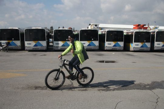 Απότομο φρενάρισμα στα έσοδα του ΟΑΣΑ
