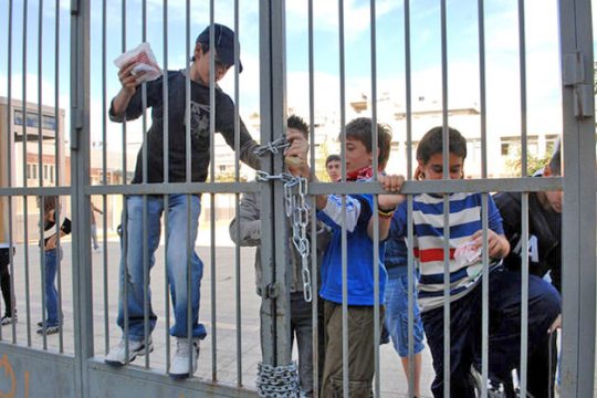 Τους αθώωσε το… μαθητοδικείο