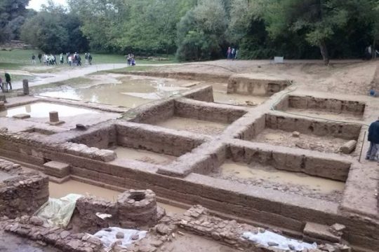 Γυμνάσιο Ολυμπίας: αποκάλυψη υπό βροχή