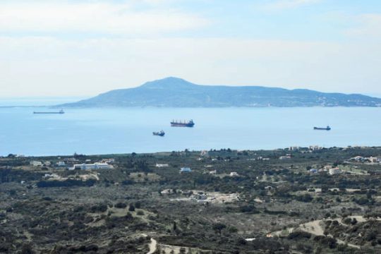 Η βυθισμένη πόλη τρέμει τις… άγκυρες
