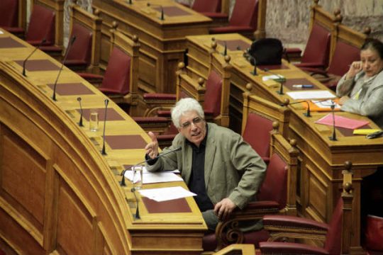 Δεν καταπίνονται «βραχιολάκια και τρομοκράτες»