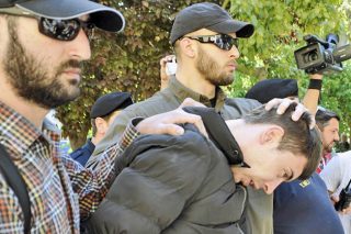 Ομολογεί την κτηνωδία, αρνείται τη δολοφονία