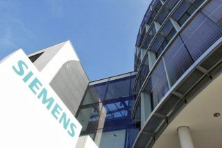 Βουλή καλεί Siemens
