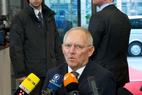 «Πρέπει να κλείσει το τρέχον πρόγραμμα»