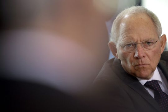 Βερολίνο: «Πρέπει να υπάρξει και ουσία»