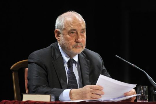 Στίγκλιτς: Η λιτότητα της ΕΚΤ σκότωσε την ελληνική οικονομία