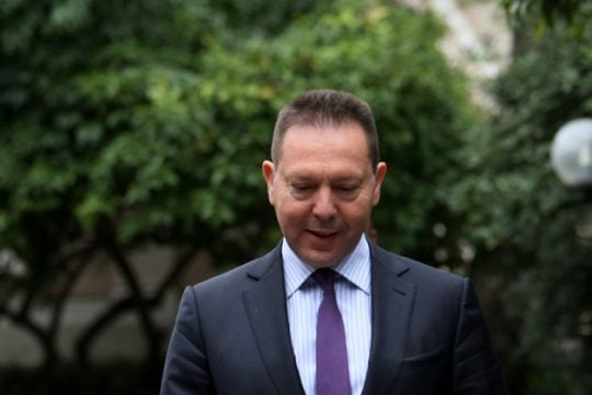 Πολιτικές απρέπειες κατά …συρροή