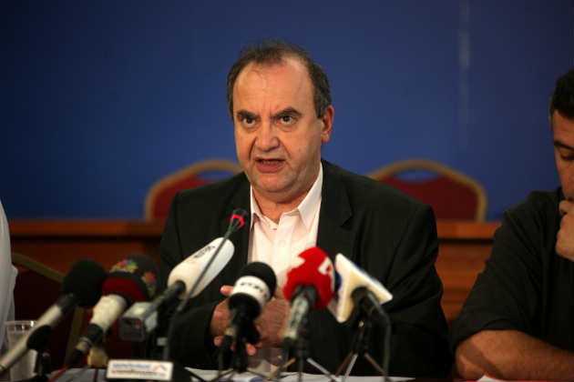 Διαβεβαιώσεις Στρατούλη ότι δεν θα μετατεθεί για το 2016 η 13η σύνταξη