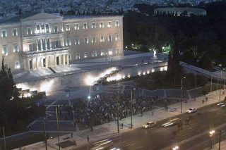 Ο παλμός των ευρωπαϊστών έσεισε το Σύνταγμα