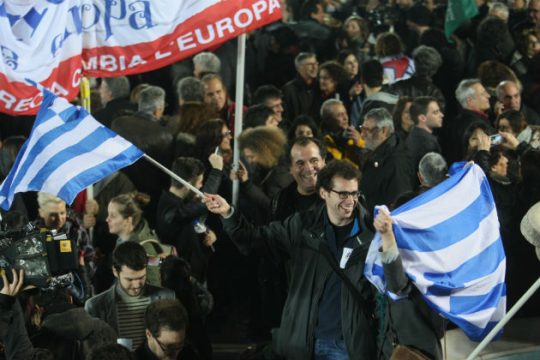 Στο πλευρό του ΣΥΡΙΖΑ βουλευτές κρατών και ευρωβουλευτές