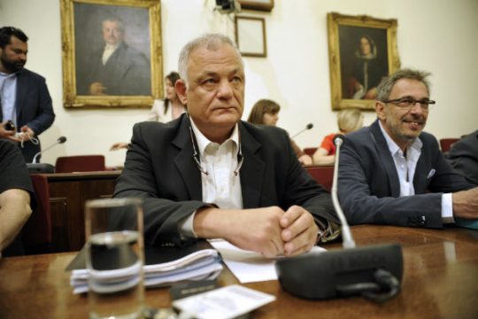 Συμφωνία εντός ολίγων λεπτών