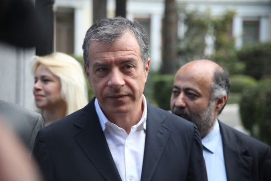 Ποτάμι και ΠΑΣΟΚ ανεβάζουν τους τόνους