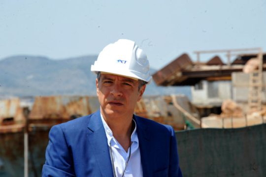 Αλήθειες και ψέματα για τις σχέσεις του Ποταμιού με τα μεγάλα εκδοτικά συγκροτήματα
