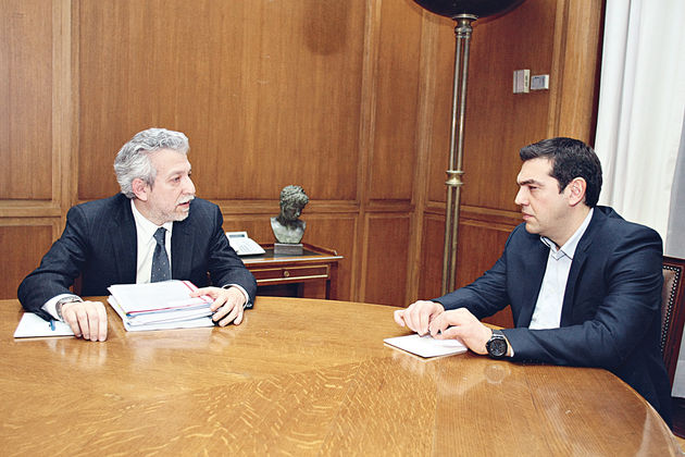 Ο Τσίπρας πρόλαβε το GRexit στο ποδόσφαιρο
