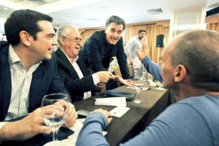 Γιούρογκρουπ διά της… επιφοιτήσεως