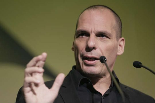 «Κόπηκε» η πρόταση για τέλος αναλήψεως στις τραπεζικές συναλλαγές