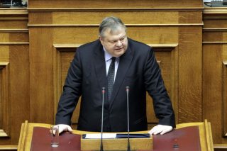 Λάβρος κατά της κυβέρνησης