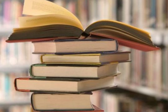 Εναντίον της εξορίας της λογοτεχνίας