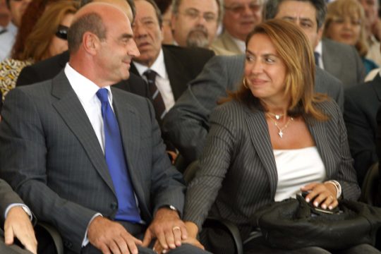 Αθωώθηκαν Βουλγαράκης και Πελέκη για το ανακριβές πόθεν έσχες