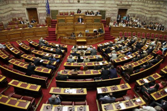 Οικογενειοκρατία και συναφή δεινά