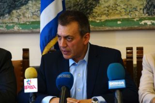 Νέα ψευδή στοιχεία εκθέτουν τον Γ. Βρούτση