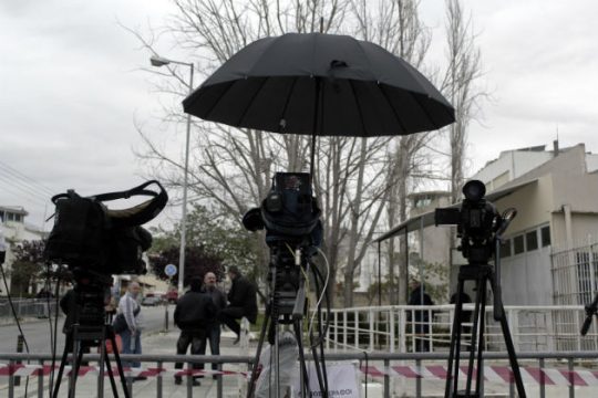 Συνεχίζεται την Πέμπτη, εν μέσω αντιδράσεων, η μεγάλη δίκη της Χ.Α.