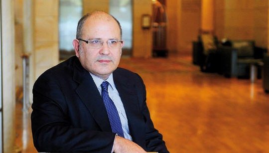 Ο υπουργός Νίκος Ξυδάκης μιλάει για κατάλυση της δημοκρατίας!