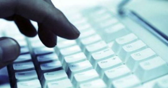 Σύλληψη 70χρονου για ρατσιστικό ξέσπασμα