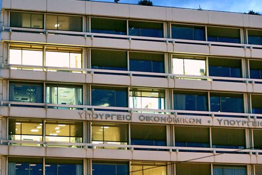 Χαμηλότερο ΦΠΑ ζητούν οι ακτοπλόοι