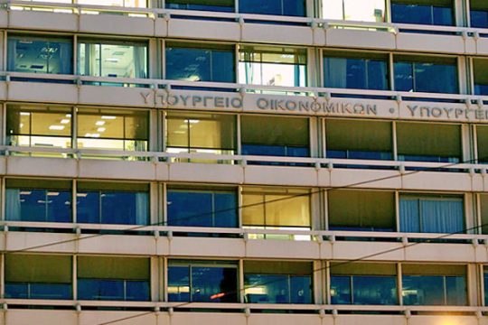 «Πρωταθλητής» χρεών το Δημόσιο