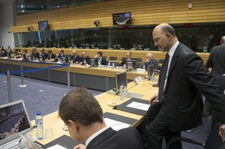 Μοσκοβισί: Κάντε μεταρρυθμίσεις για να δούμε το χρέος