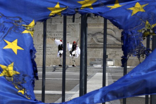 Εθελοτυφλούν μπροστά στην καταστροφή που προκάλεσαν