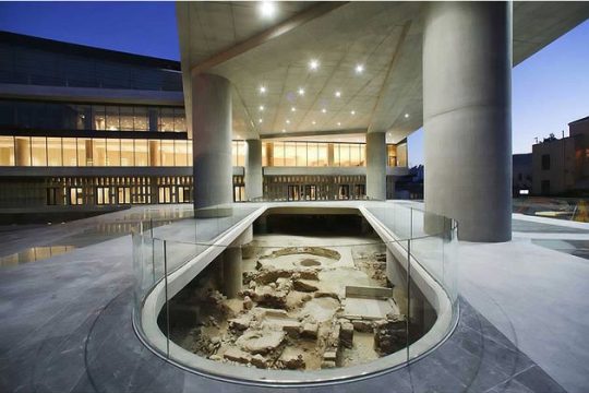 Πάρτι γενεθλίων με άγνωστους θεούς