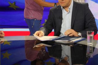 Το τηλέφωνο χτύπησε, το «όχι» παραμένει…