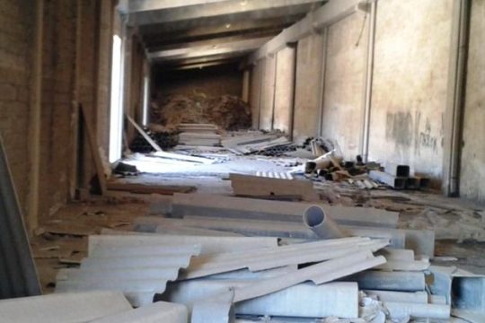 Τοξική βόμβα το ερείπιο της «Αμιαντίτ» στην Πάτρα