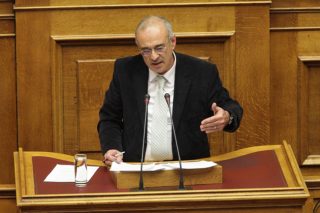 Μείωση κόστους 38% στο Δημόσιο