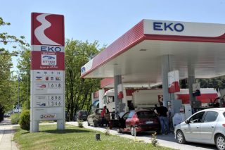 Επάρκεια καυσίμων… ανεπάρκεια καρτών