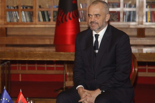Διεθνή διαμεσολάβηση για την υφαλοκρηπίδα θέλουν τα Τίρανα
