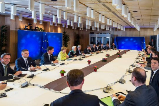 Σκληρά «μαρκαρίσματα» και θετικές «εκπλήξεις»