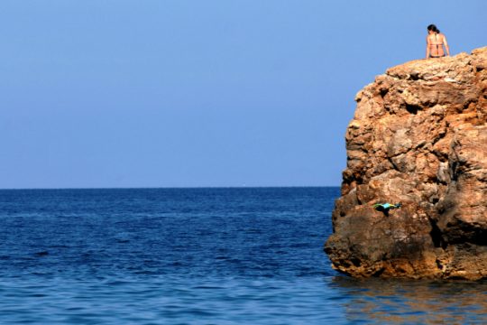 Οι δικαιούχοι παιδικών κατασκηνώσεων του ΟΑΕΔ