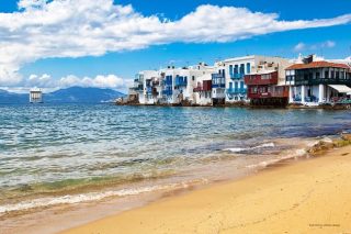 Εντιμος να ’ναι, προπαντός