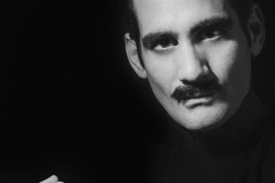 «Παρηγοριά στον Ελληνα ο Καζαντζάκης»